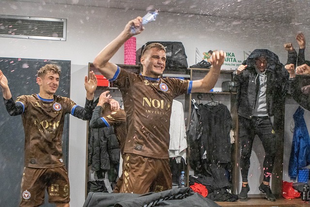 直表现不凡 直表现不凡